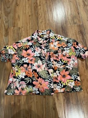 Billabong Black Tropical Floral Button-Up Top